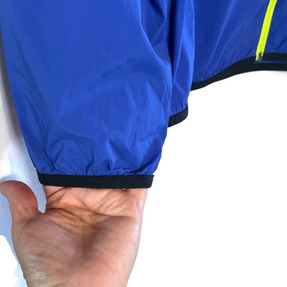 CUTTER & BUCK Men's Breaker Sport Stretch Jacket Blue Size Medium Golf UPF Hood - Picture 6 of 12